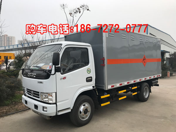 東風(fēng)民爆車